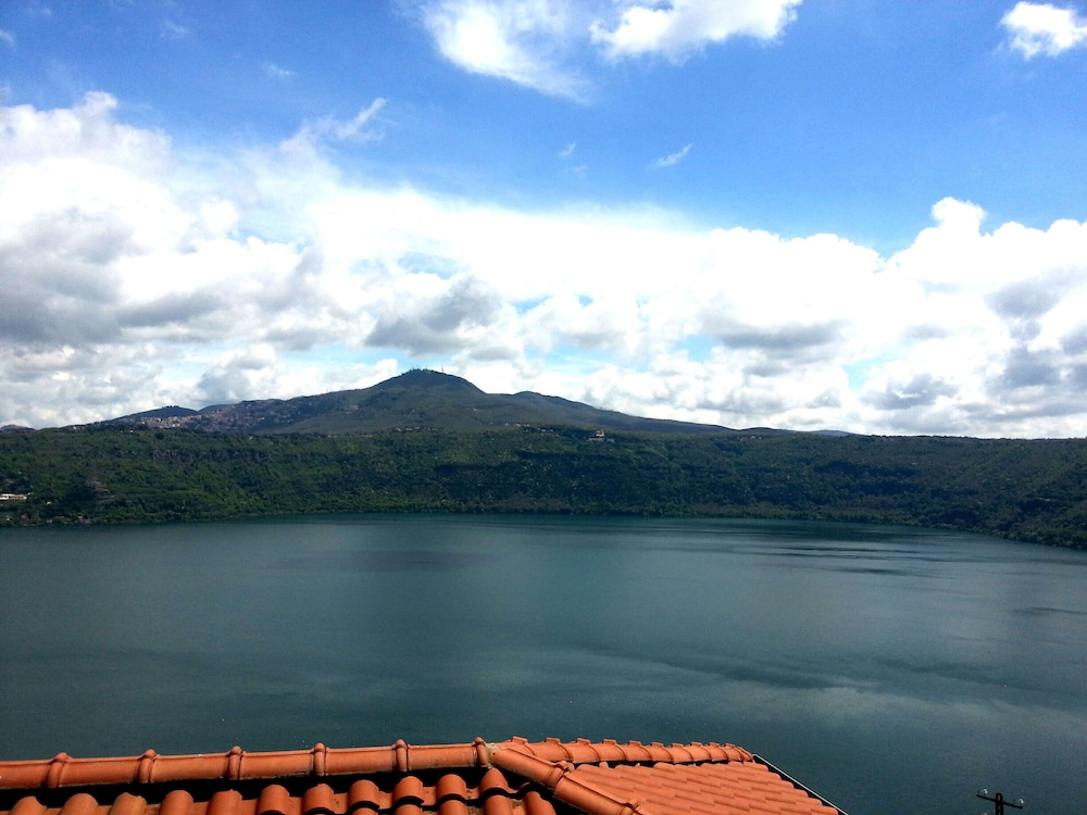 Castel Gandolfo 93/100