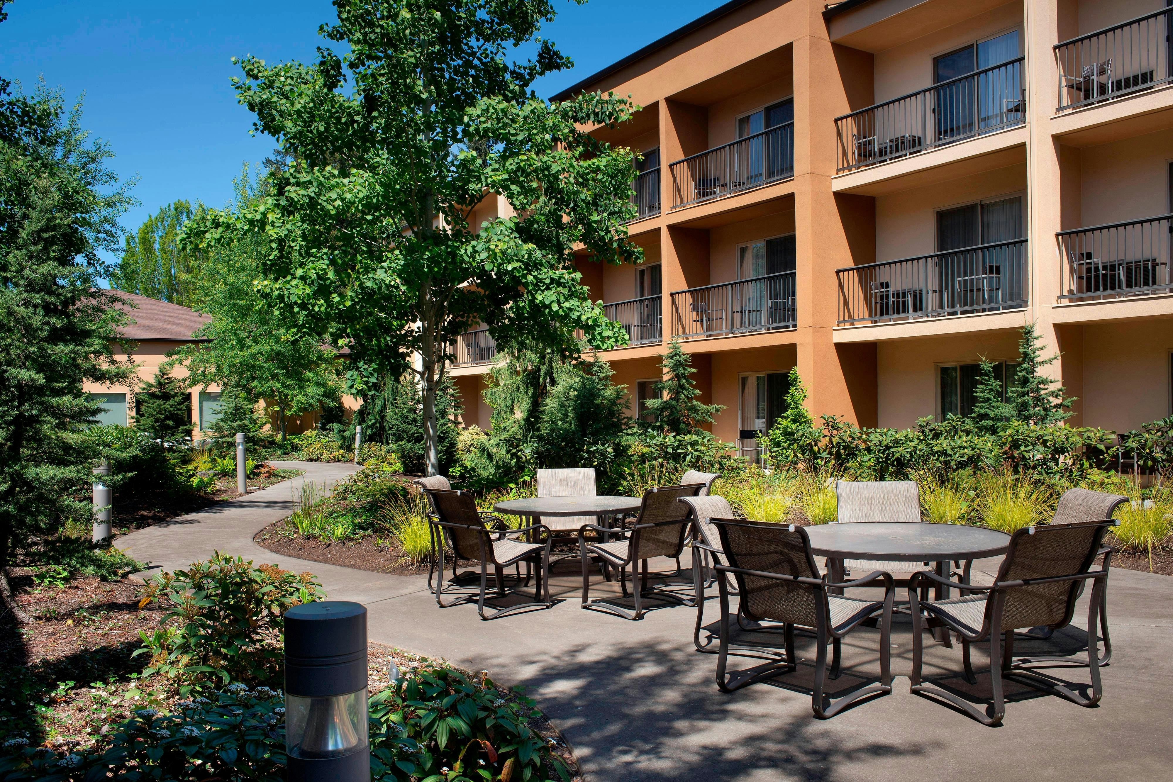 Courtyard Portland Hillsboro 1/16