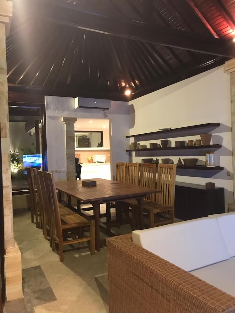Villa Green Kori 10/25
