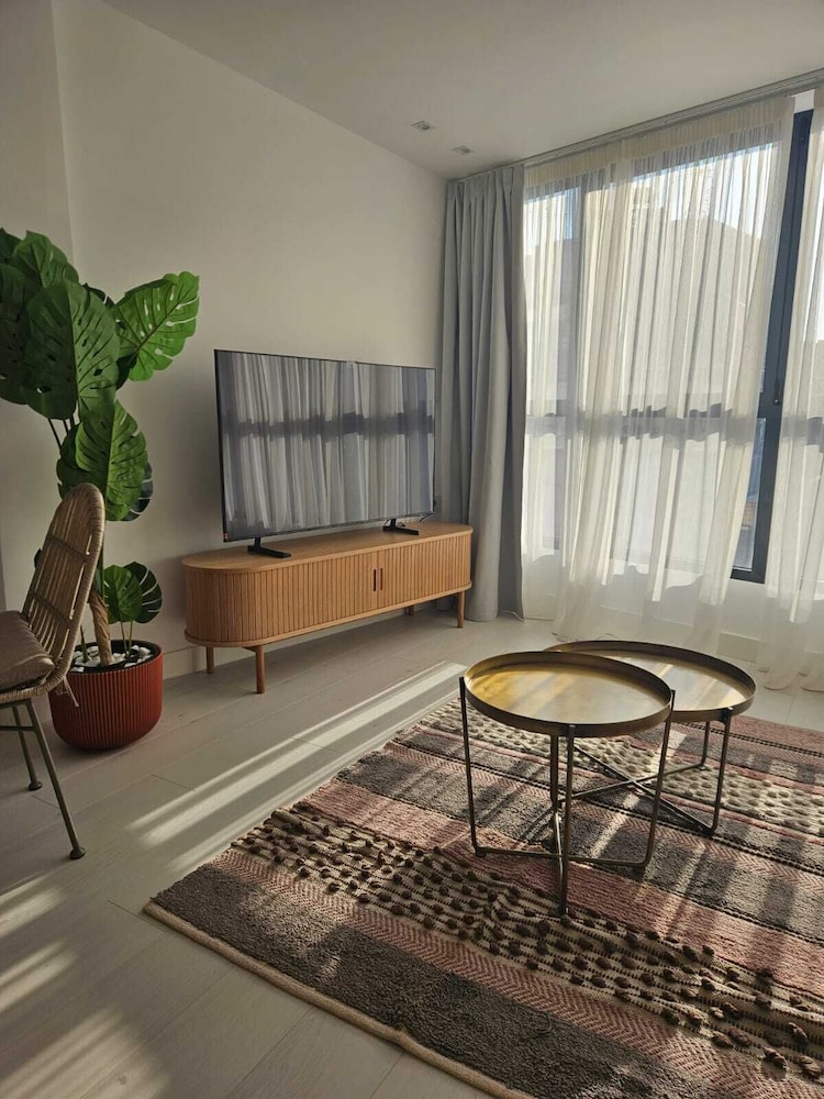 Ototo Luxury Living 37/50