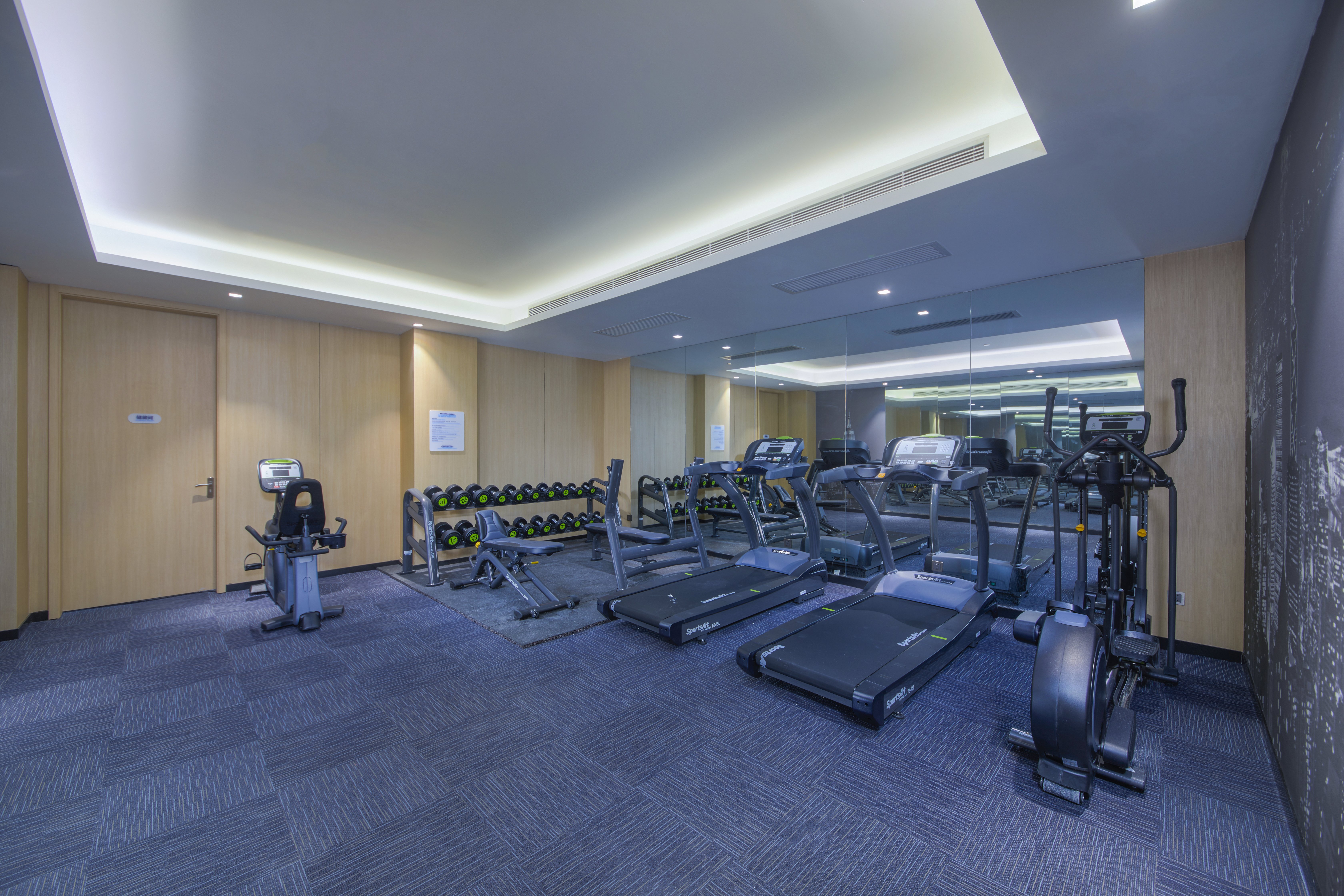 Holiday Inn Express Shanghai Jinshan 11/17