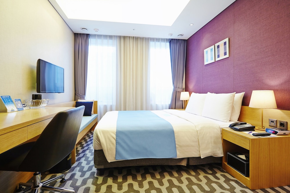 Days Hotel by Wyndham Seoul Myeongdong 16/56