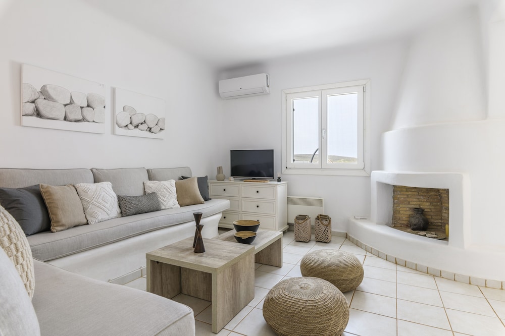 Mykonos Residence Villas & Suites 29/48