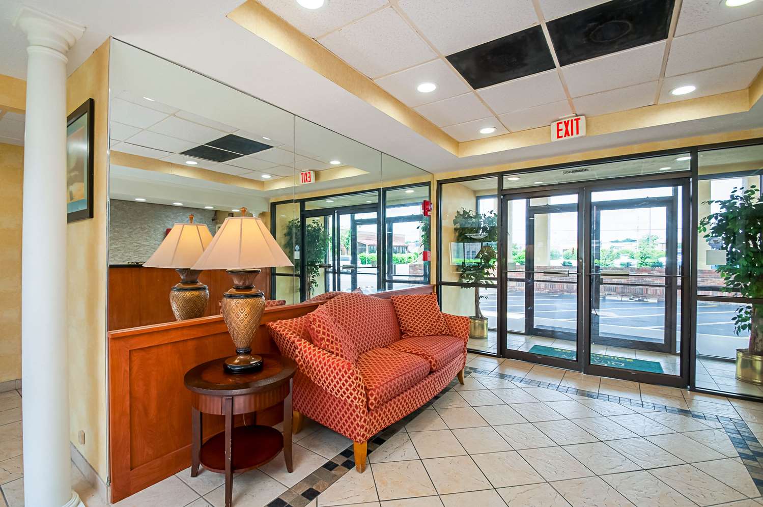 Quality Inn Salisbury North, MD 26/43