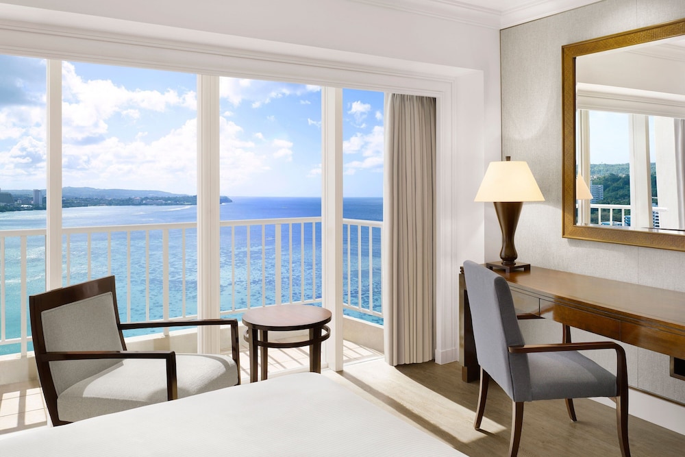 THE WESTIN RESORT GUAM 28/51