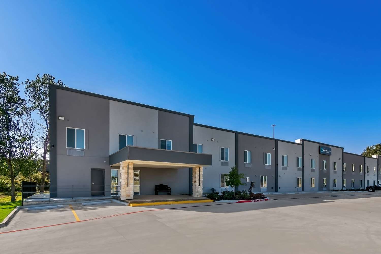 Clarion Pointe Fort Worth East - Arlington 19/21