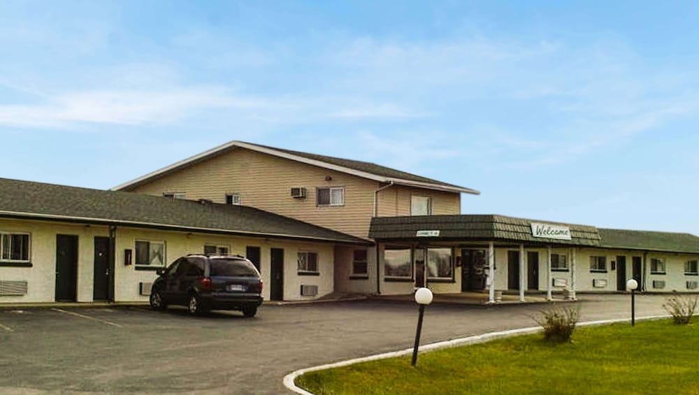 AMERICA'S VALUE INN MEXICO 23/23