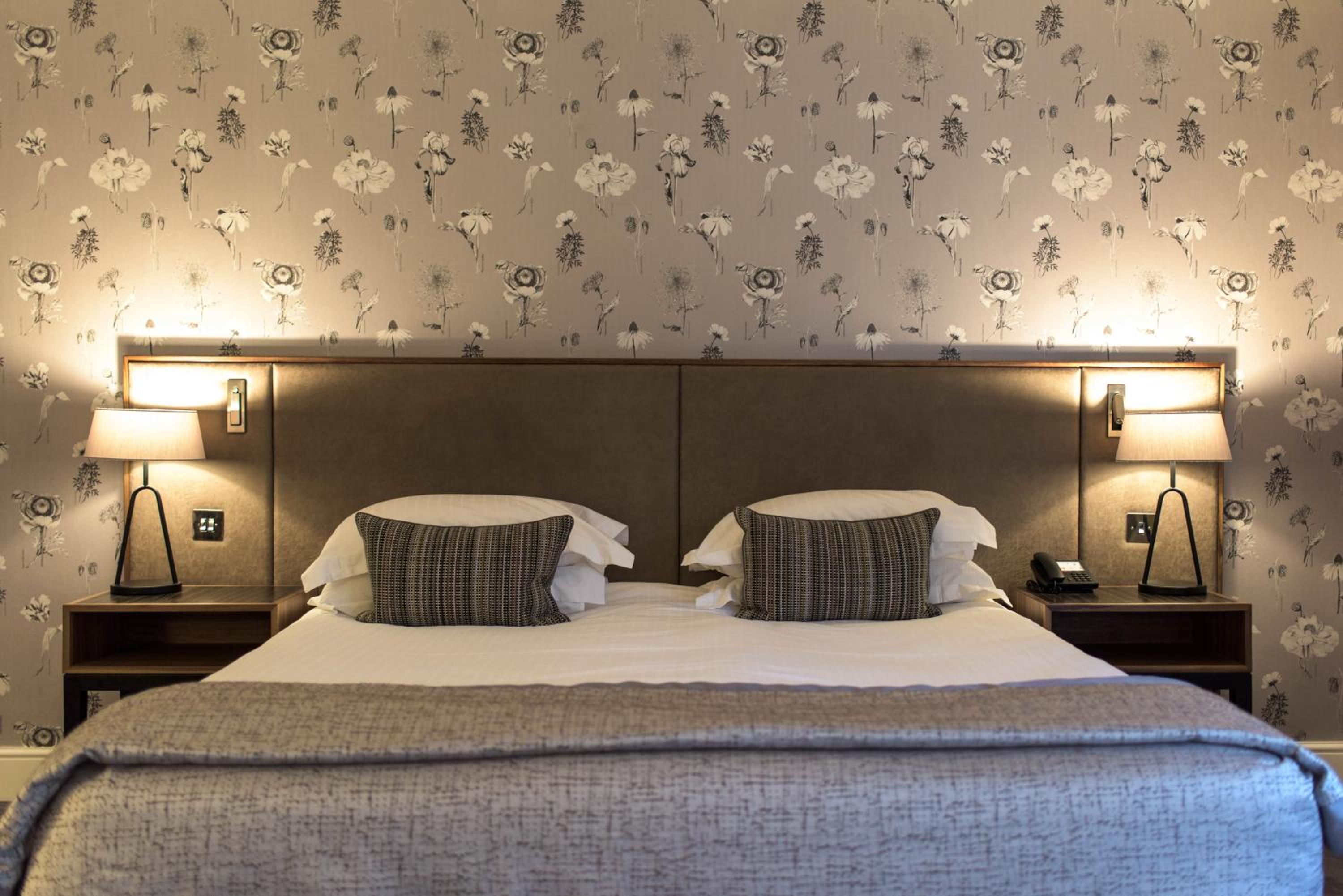 CLASSIC, DOUBLE BED