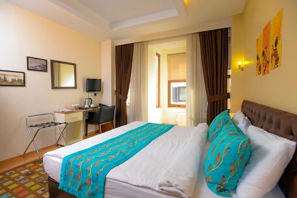 Retropera Hotel 33/60