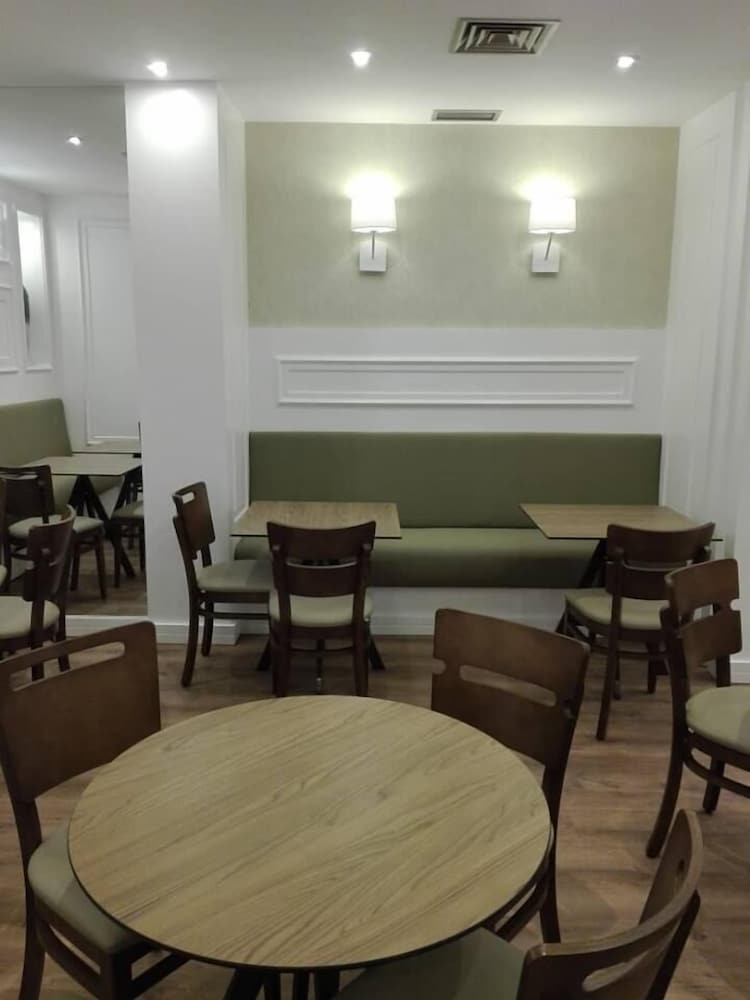 Hotel Do Centro 34/43