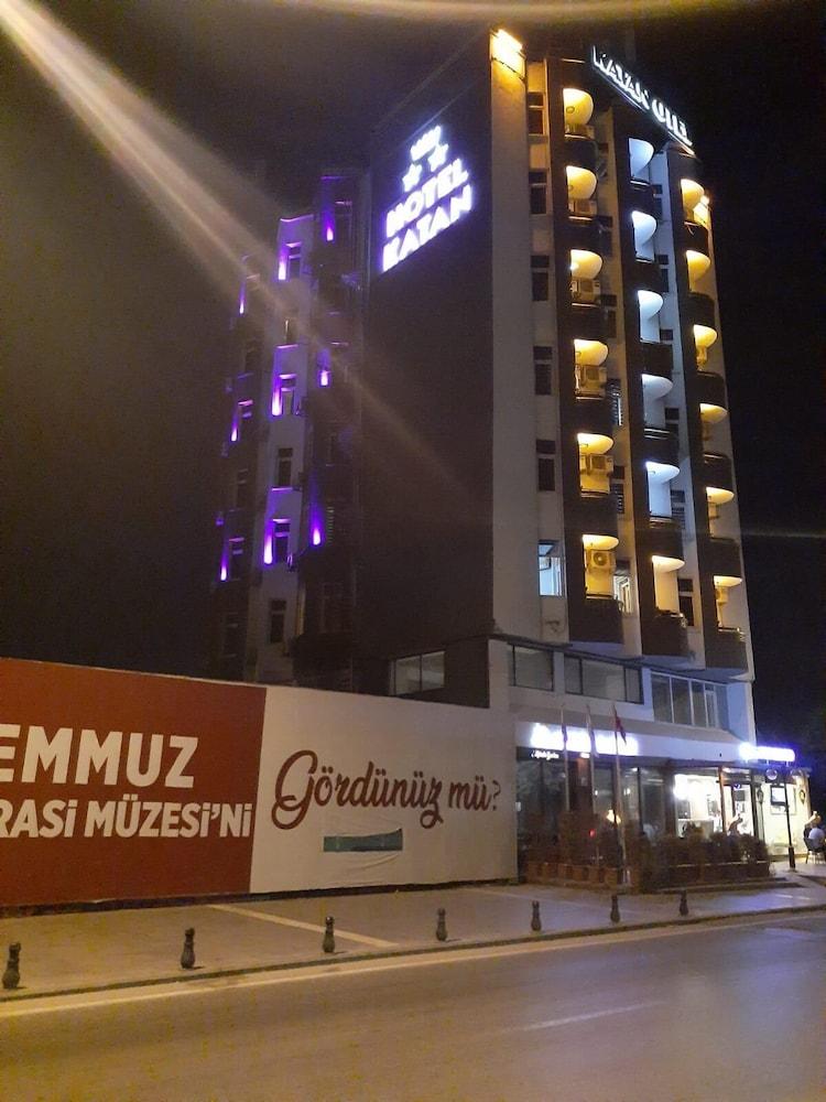 Katan Hotel 2/10
