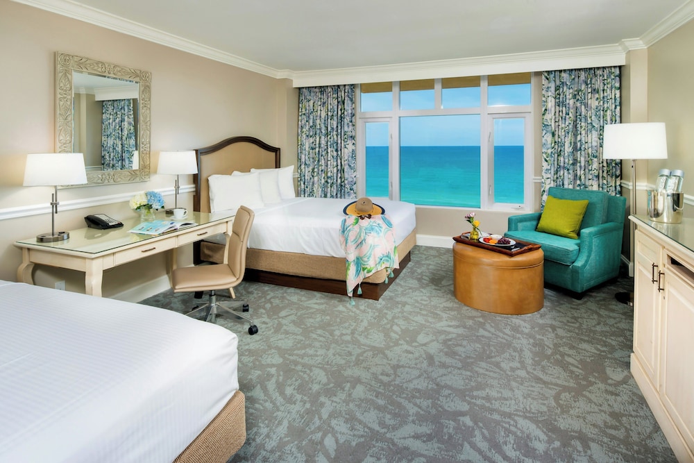 Room, 2 Queen Beds, Ocean Front