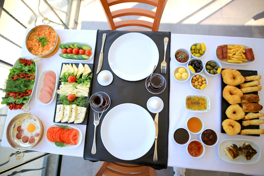 Camlik 87 Hotel Ayvalik 53/63