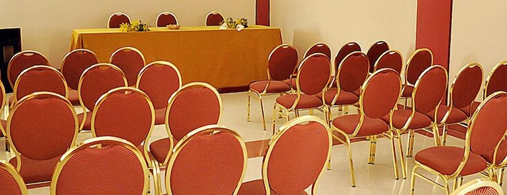 Ares Hotel 29/33