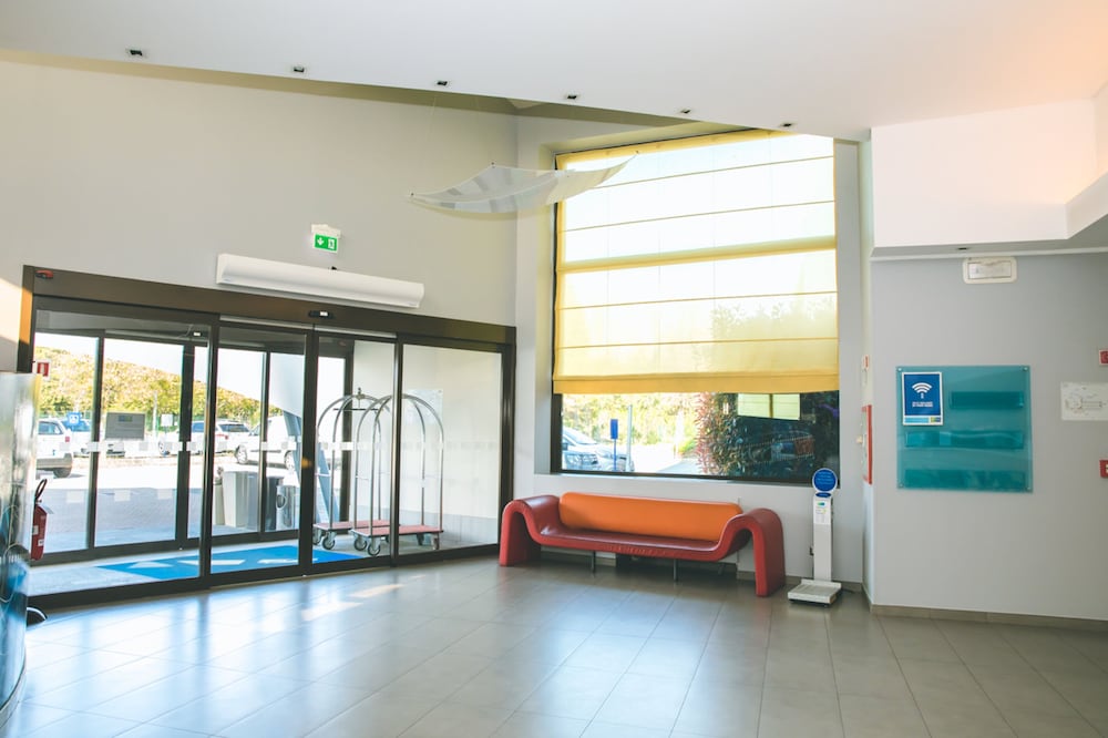 lobby