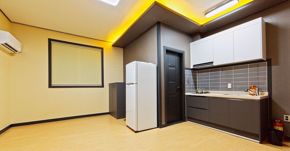 Daecheon Kakao Pension 11/33