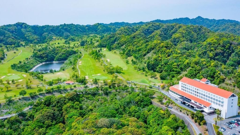 Kamogawa Country Club 44/50