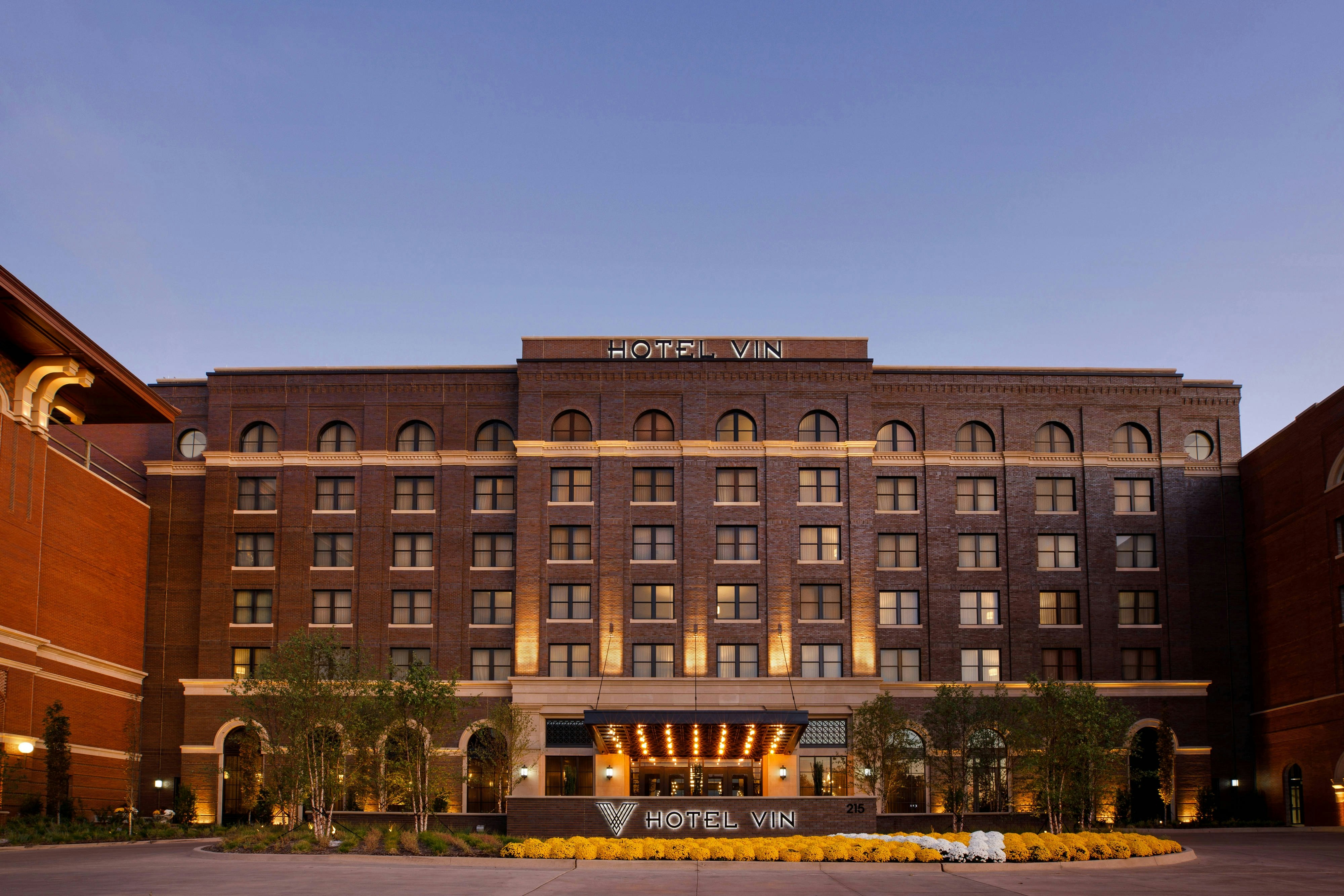 Hotel Vin Autograph Collection 1/52