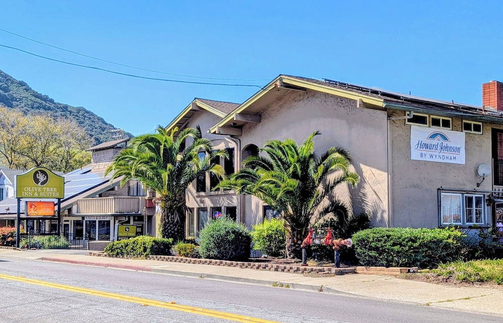 Olive Tree Inn & Suites, a Howard Johnson by Wyndham 7/72