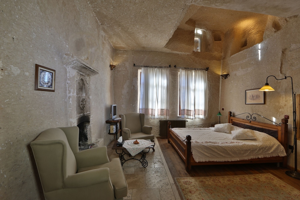 Kelebek Special Cave Hotel 23/84