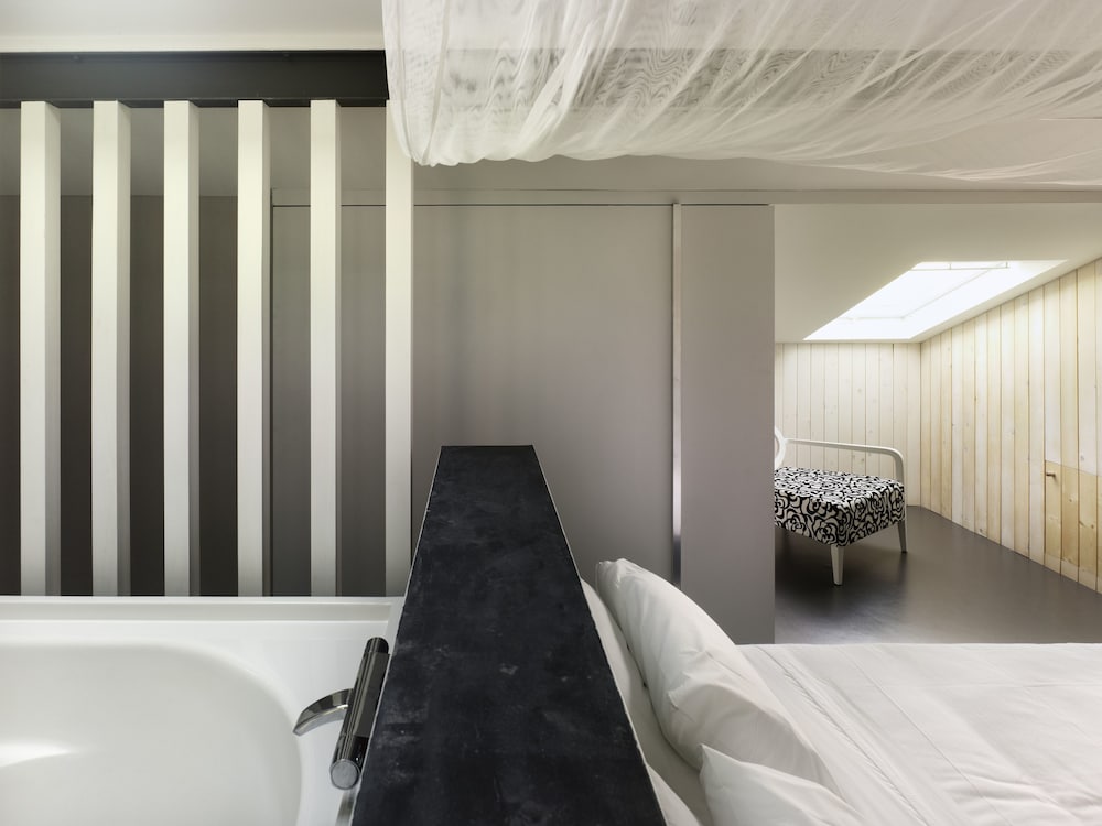 Hotel Moure 19/50