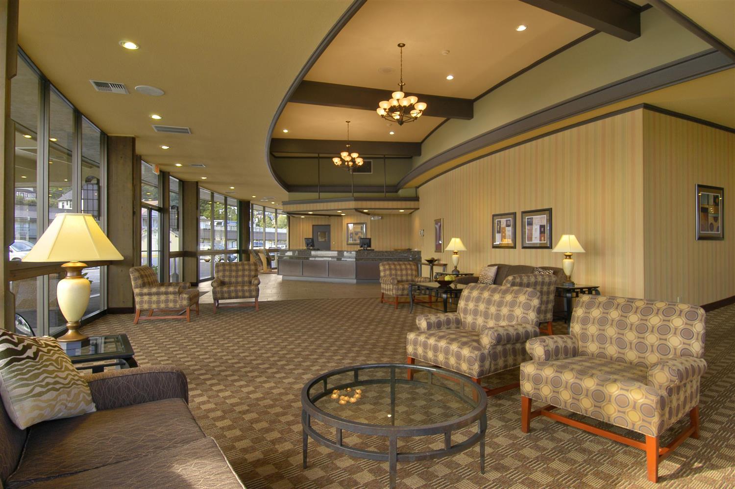 Red Lion Hotel Coos Bay 25/39