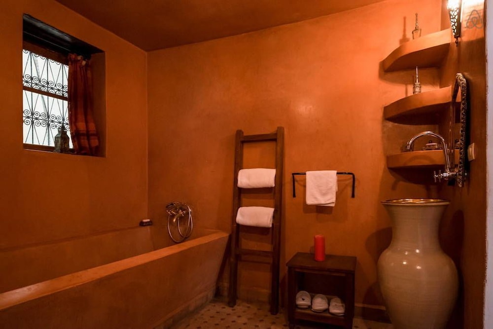 Riad Jamai 5/50