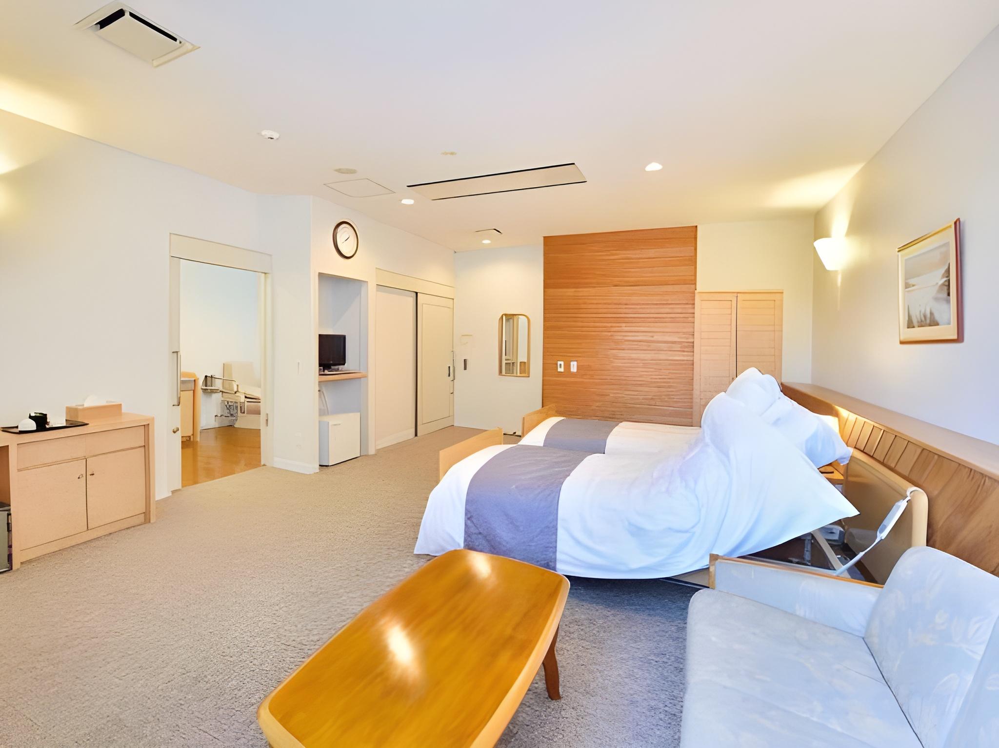 KOKUMIN SYUKUSYA HOTEL TAKACHIHO 3/23