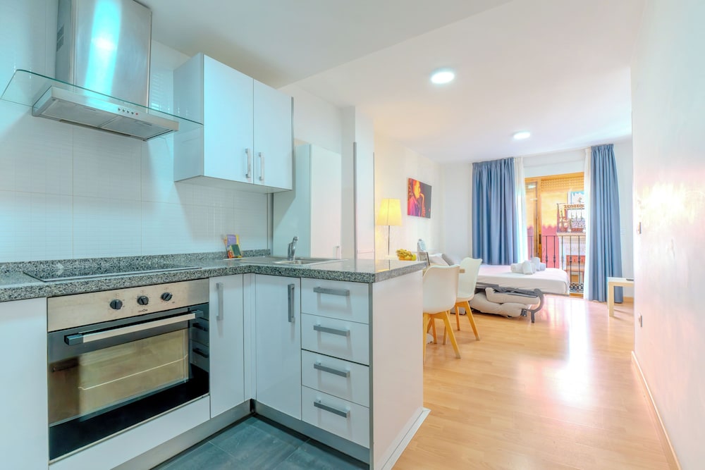 Apartamentos Globus By Be Alicante 18/36