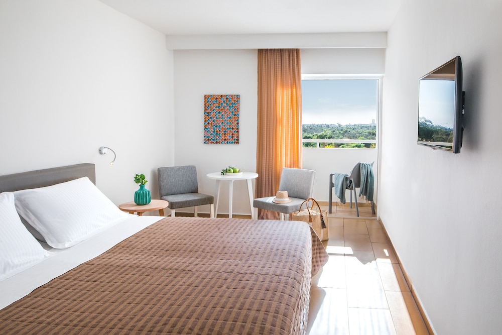 Nissi Park Hotel 21/70