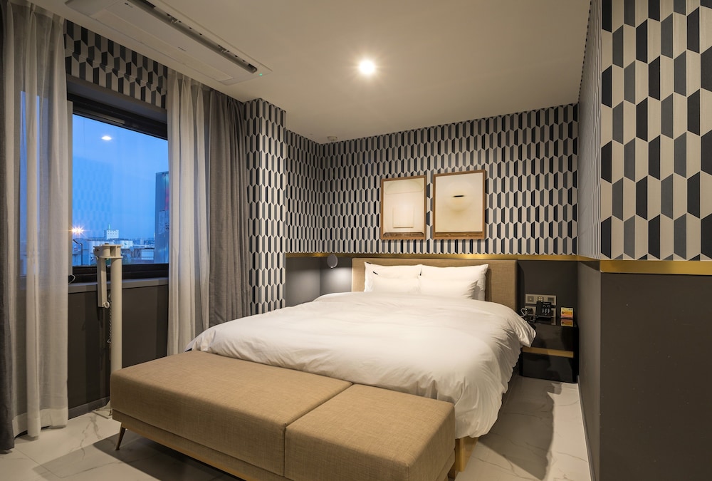 Busanjin Brown-Dot Hotel 19/50