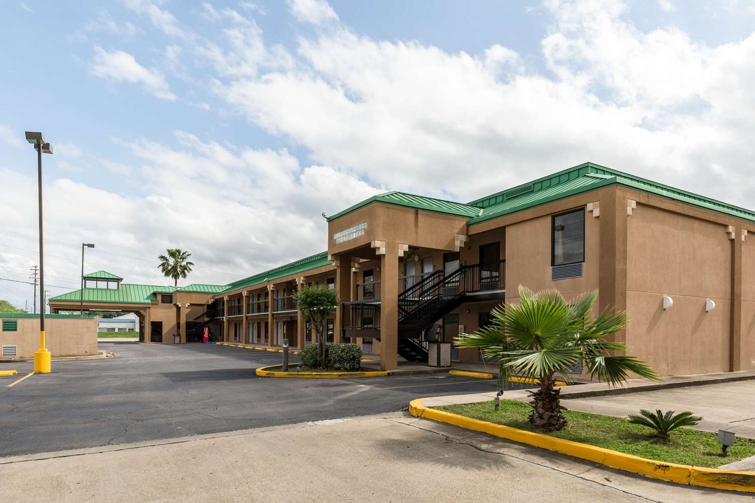 Quality Inn Alexandria 3/26