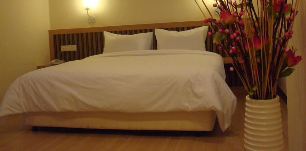 De Garden Hotel 6/40
