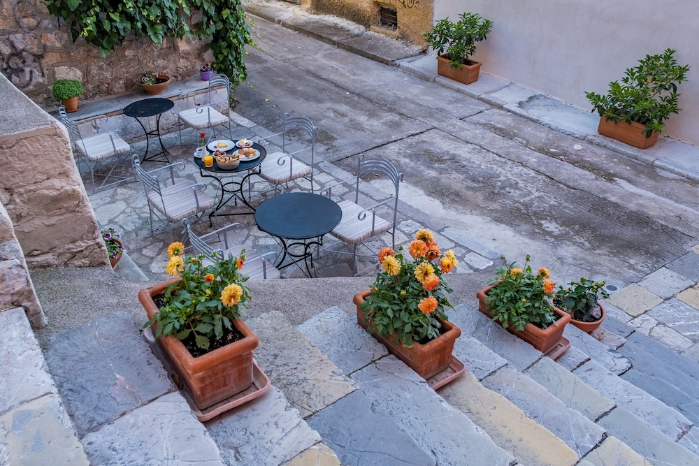 Grand Sarai Nafplio 14/75