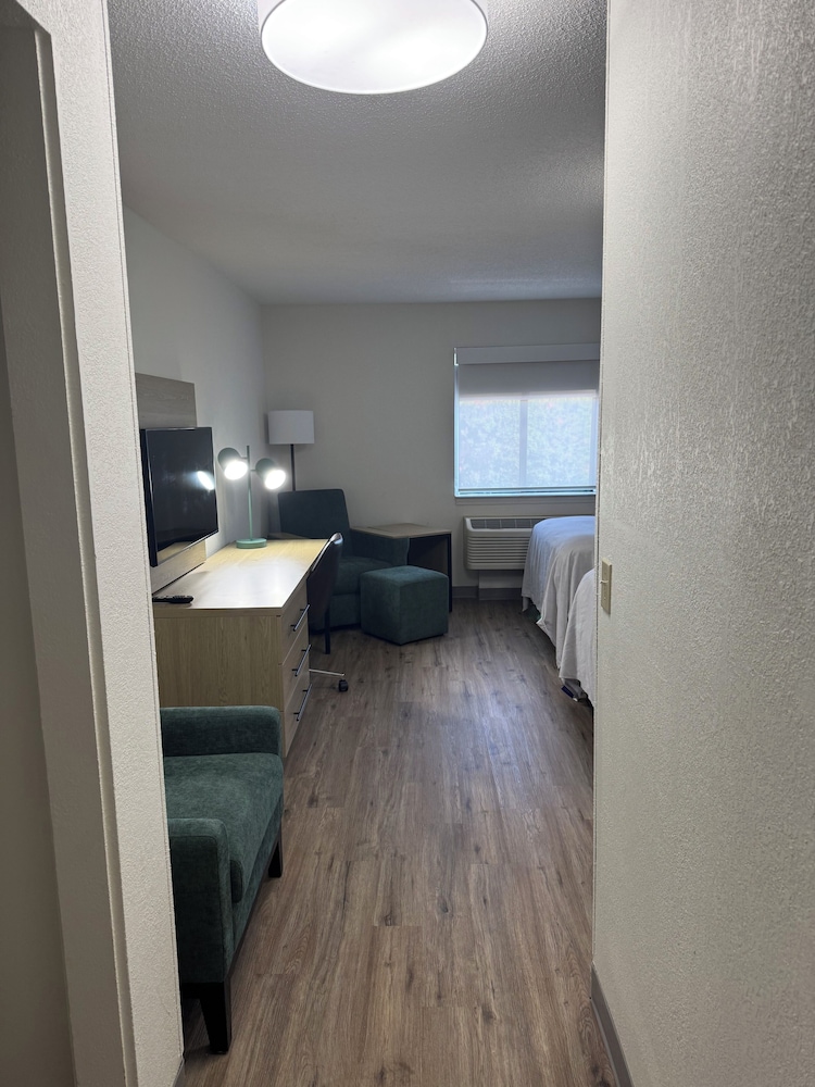 جناح استوديو بسرير كوين لذوي الإعاقة، Sonesta Simply Suites Memphis 9/10