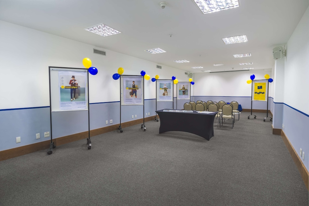 Golden Tulip Porto Vitoria 65/72