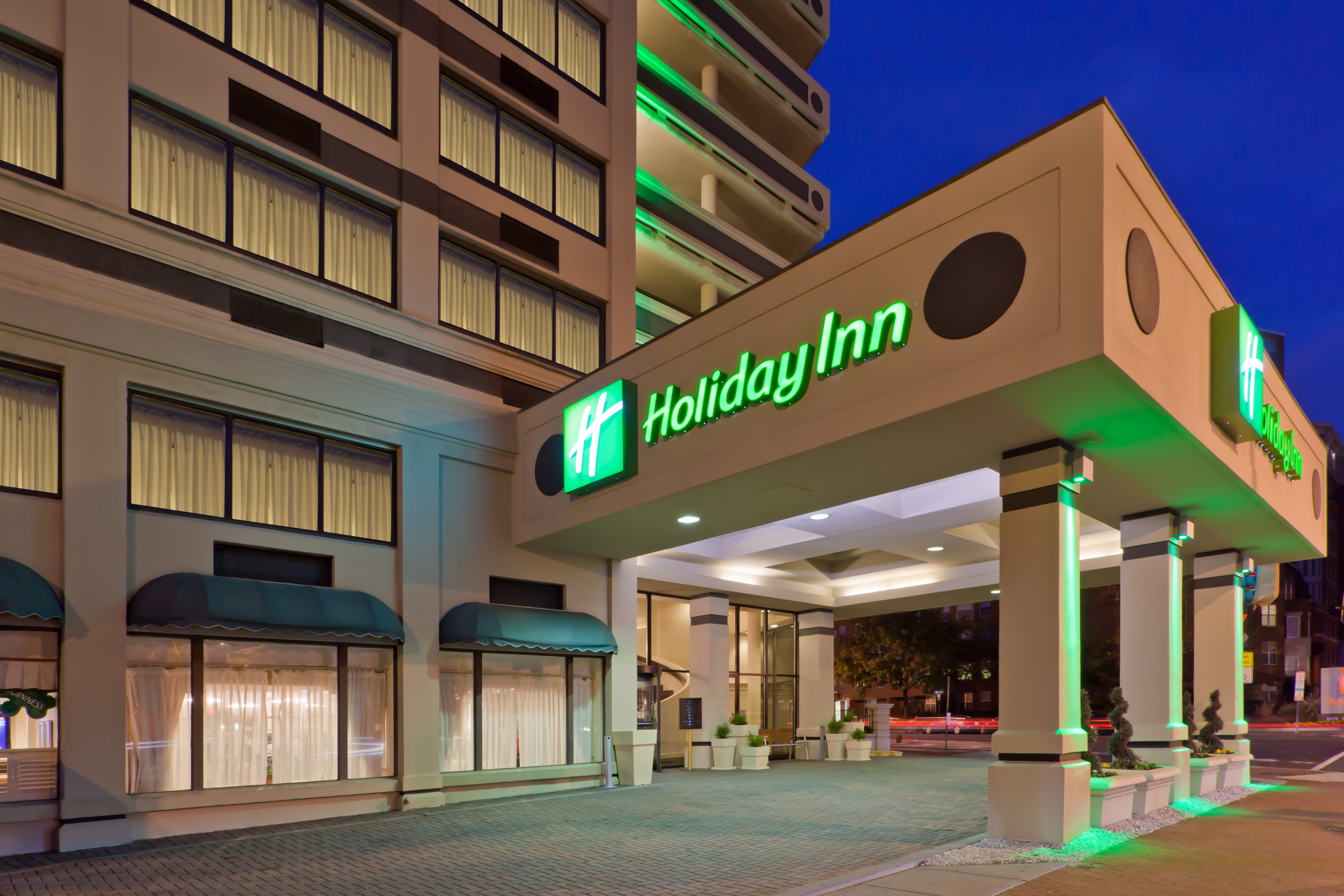 Holiday Inn Washington Central/White House 42/50