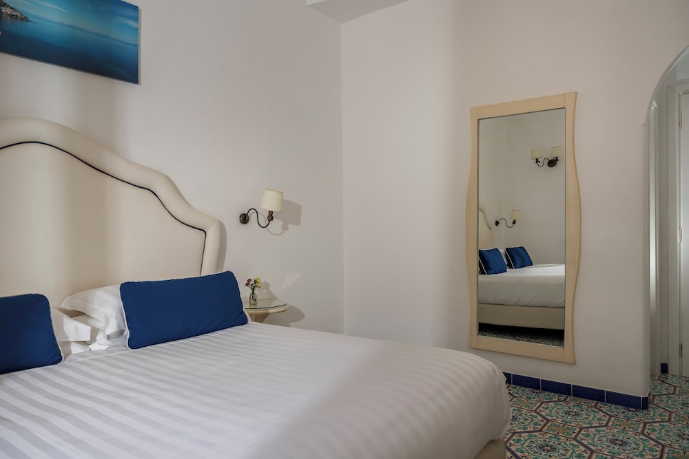 CLASSIC, DOUBLE BED, TERRACE