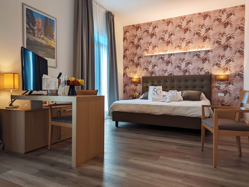 Hotel Mioni Royal San 19/72