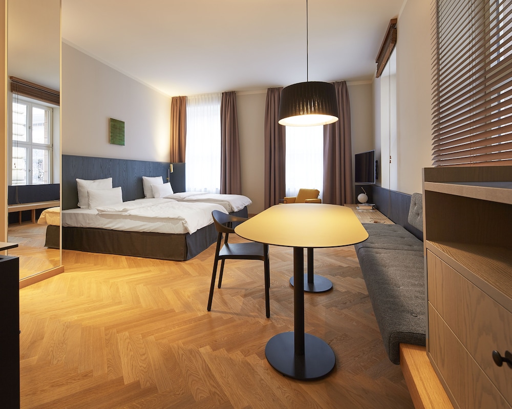Melter Hotel & Apartments 25/29