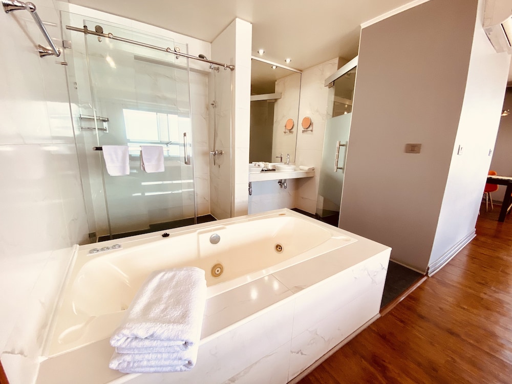 Hotel Spark Suites Iquique 65/66