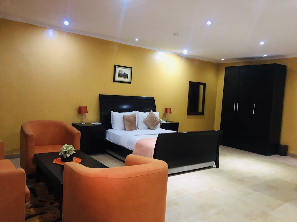 TOC Hotel 8/19