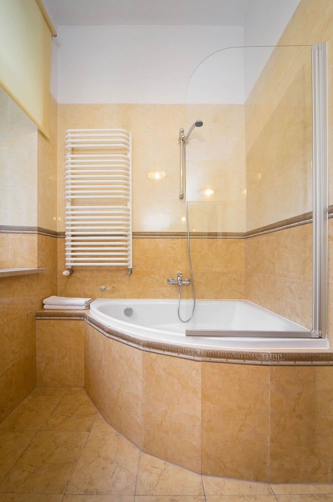 Ventus Rosa Self Service Apartments 31/31