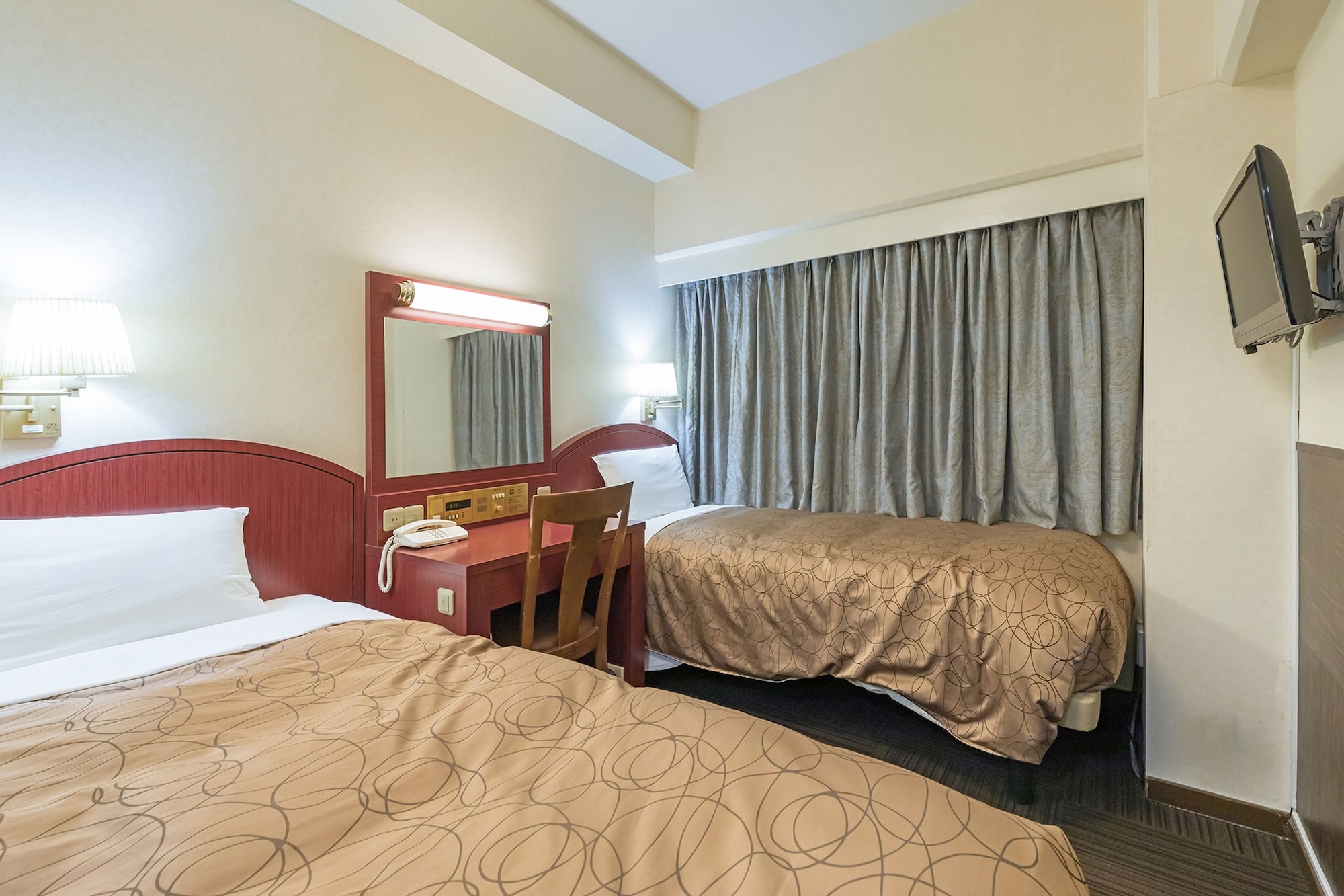 ECONOMY, TWIN BEDS