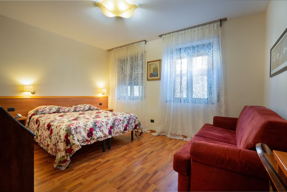Hotel Bernardino 15/62