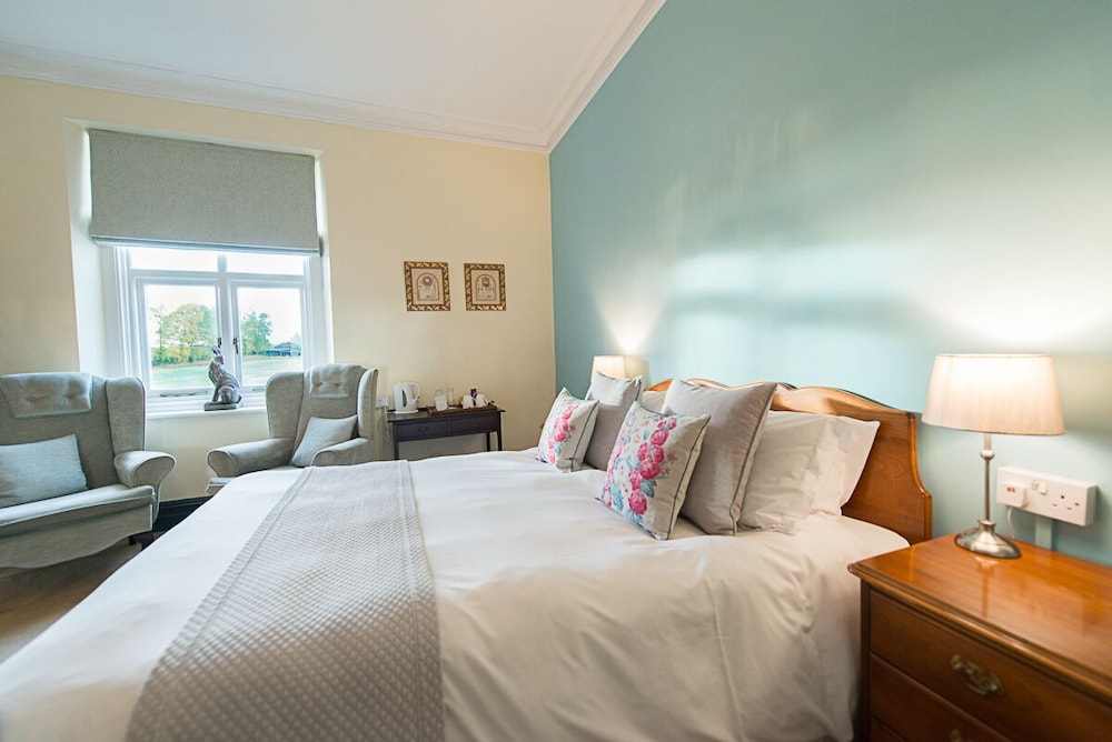 Glewstone Court Country House Hotel 10/50