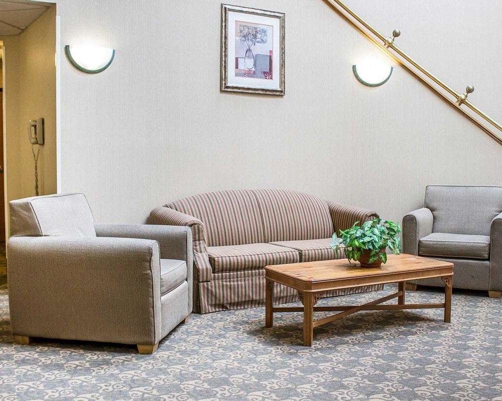 Quality Inn Elyria 26/35