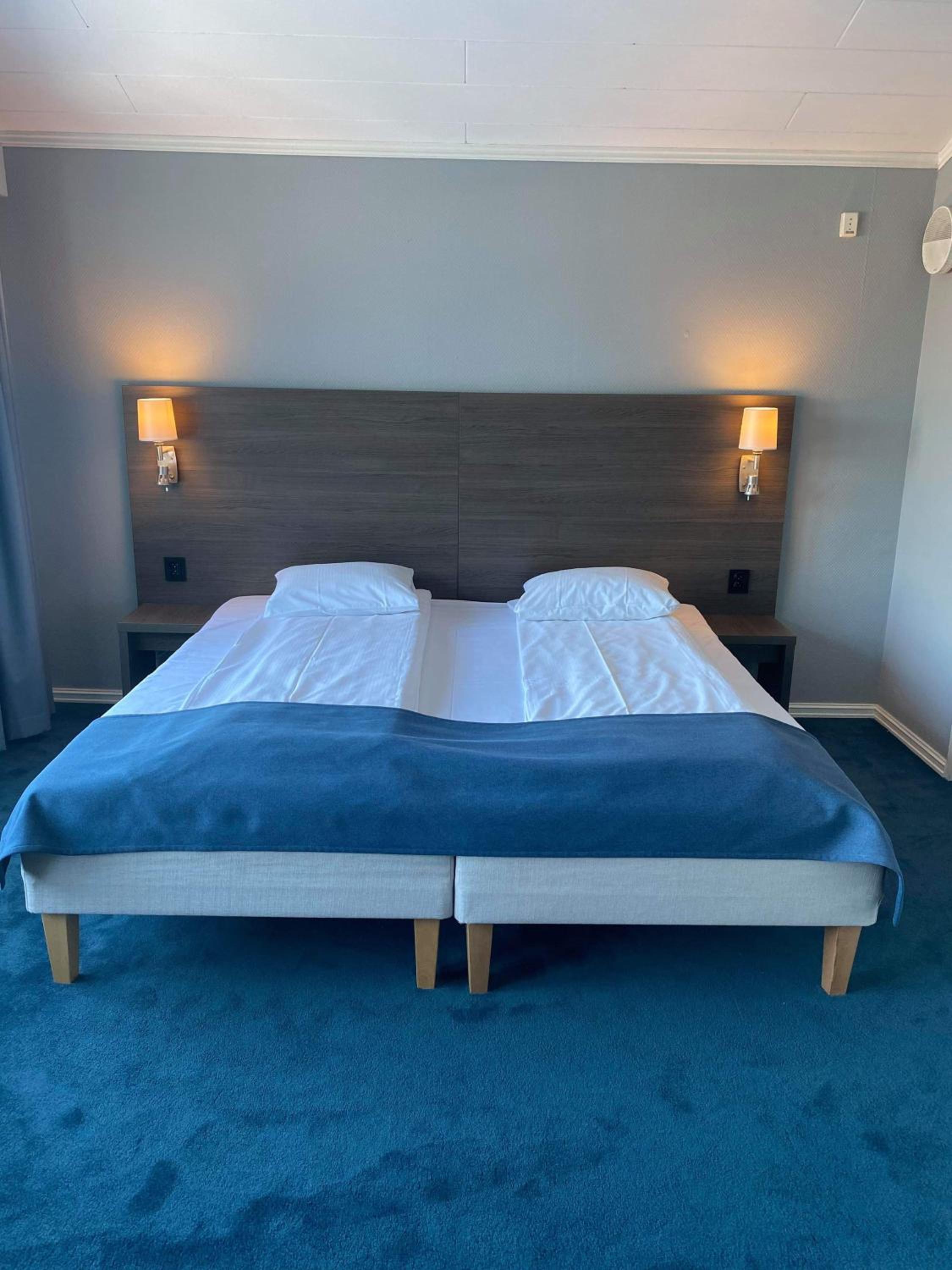 جناح بإطلالة على البحيرة، Rognan Hotell 2/6