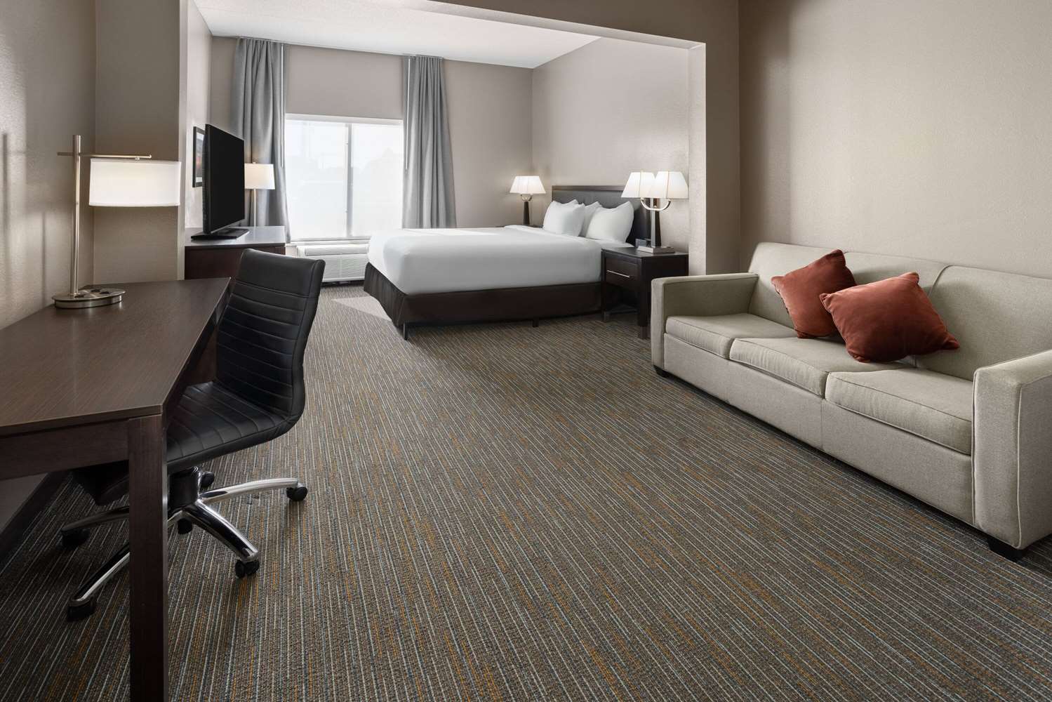 La Quinta Inn & Suites by Wyndham Mooresville 9/24