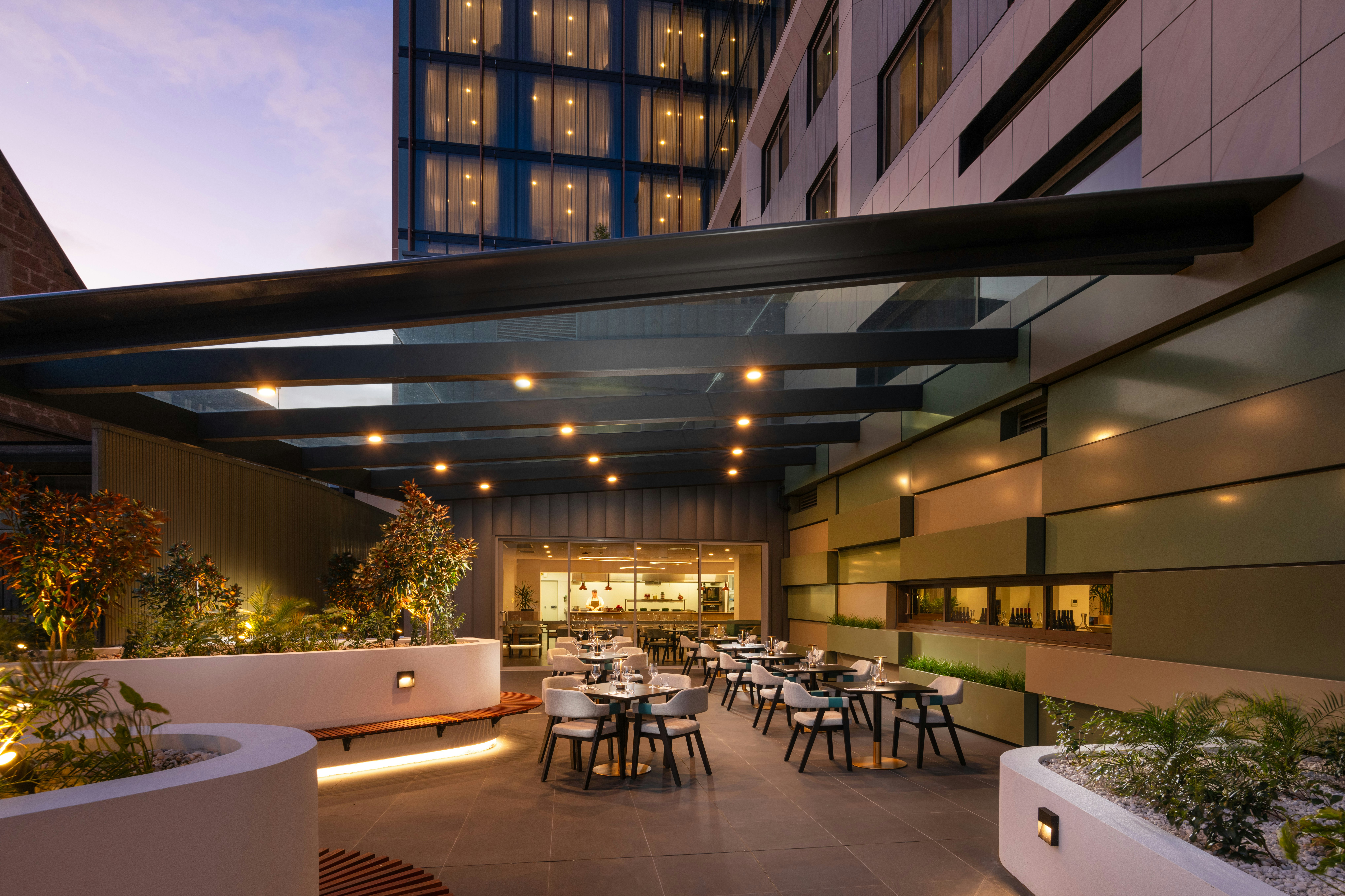 DoubleTree by Hilton Hobart 2/28